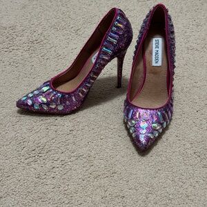 Steve Madden Sparkly Rhinestone Heels – Size 6.5